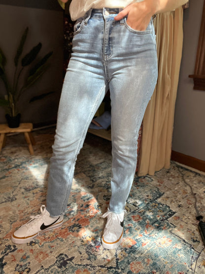 vervet straight leg ultra high rise jeans in light wash
